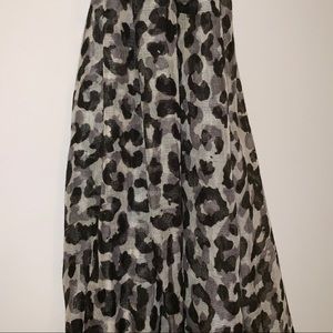 EXPRESS Cheetah Leopard Scarf